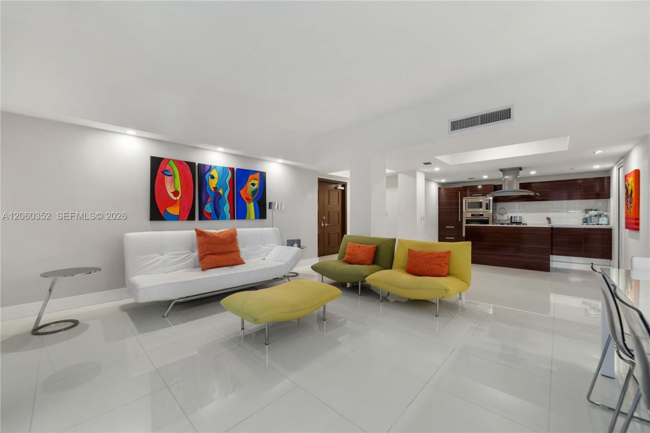 3739 Collins Ave , Unit N-503, Miami Beach, FL 33140 Photo