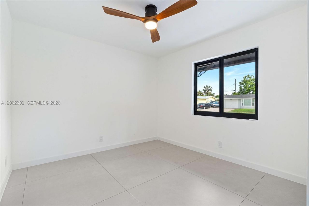 949 Lighthouse Dr, North Palm Beach, FL 33408 Photo