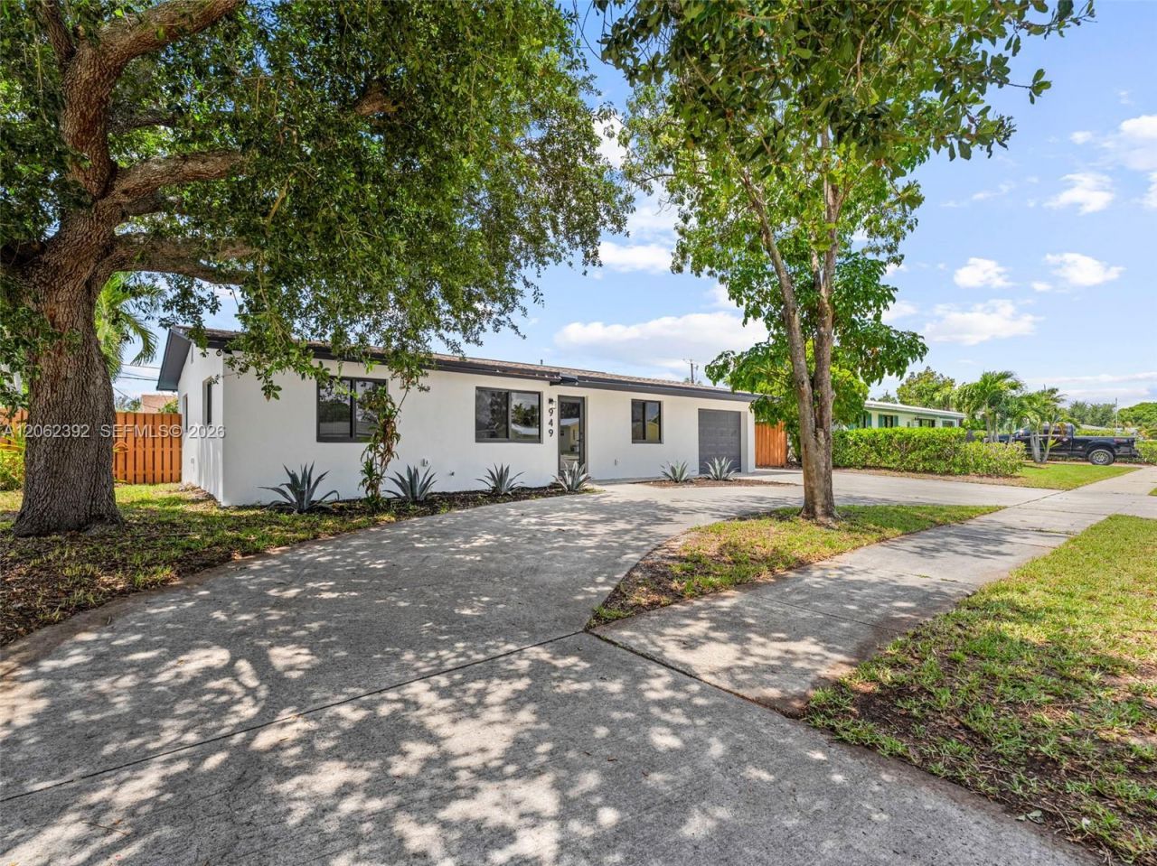 949 Lighthouse Dr, North Palm Beach, FL 33408 Photo