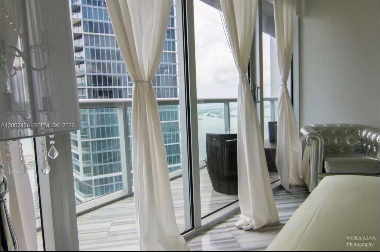 485 Brickell Ave , Unit 4711, Miami, FL 33131 Photo
