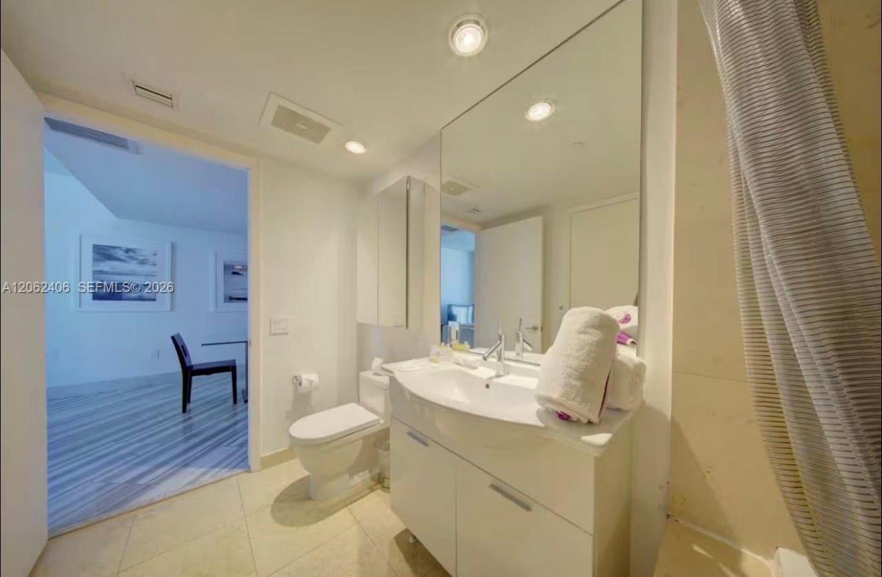 485 Brickell Ave , Unit 4711, Miami, FL 33131 Photo