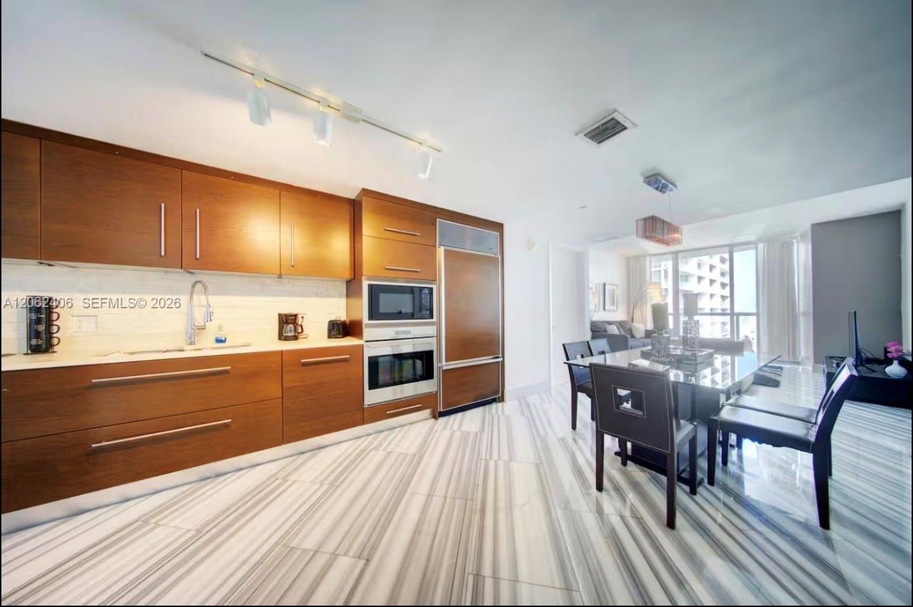 485 Brickell Ave , Unit 4711, Miami, FL 33131 Photo