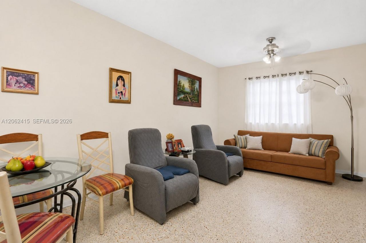 2815 NW 14th St , Miami, FL 33125 Photo