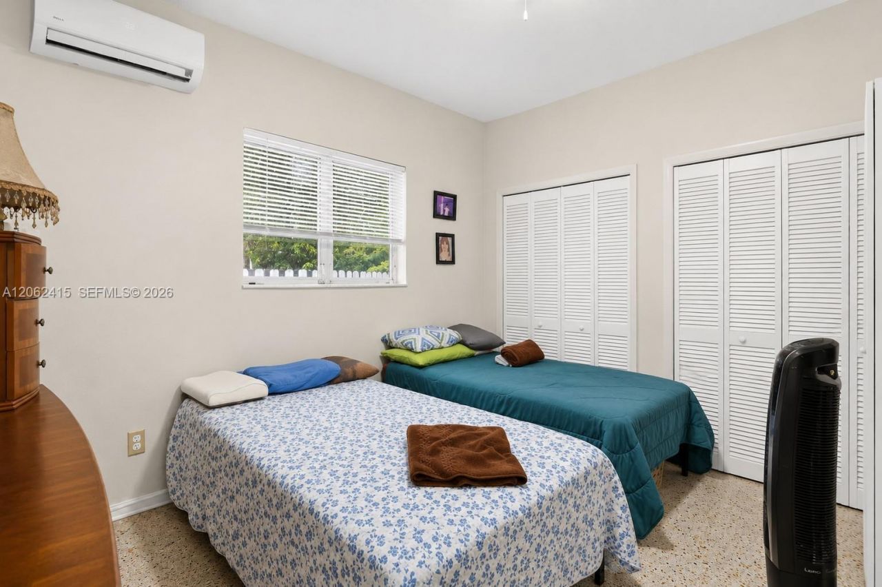2815 NW 14th St , Miami, FL 33125 Photo