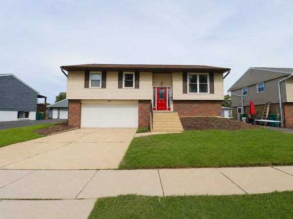 307 Hickory Avenue , Romeoville, IL 60446