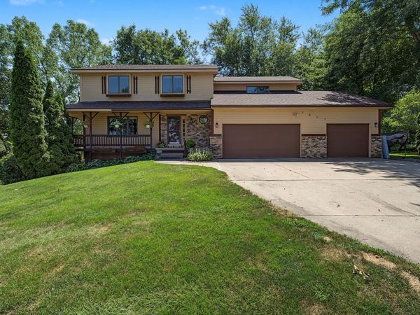 7807 NE 108th Place, Bondurant, IA 50035