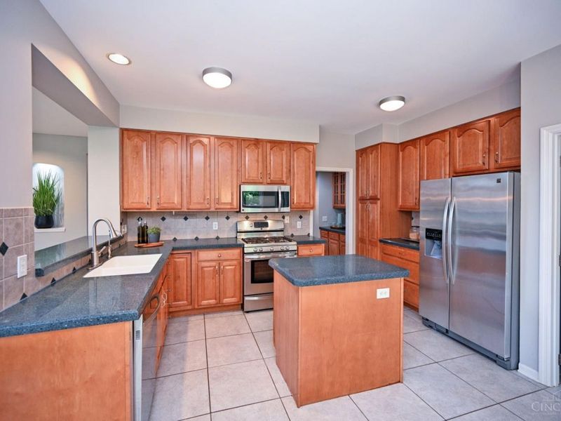 9341 Old Village Drive, Deerfield Twp., OH 45140 Photo 16