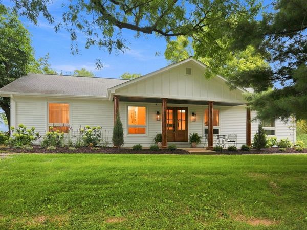 14210 Schwartz Road, Leo, IN 46765