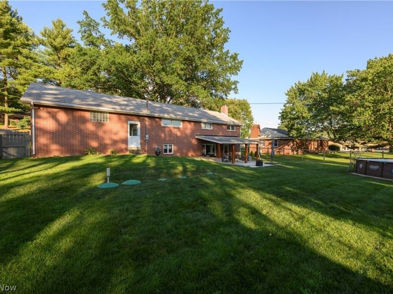 2984 Seikel Drive NE, Dover, OH 44622 Photo 5