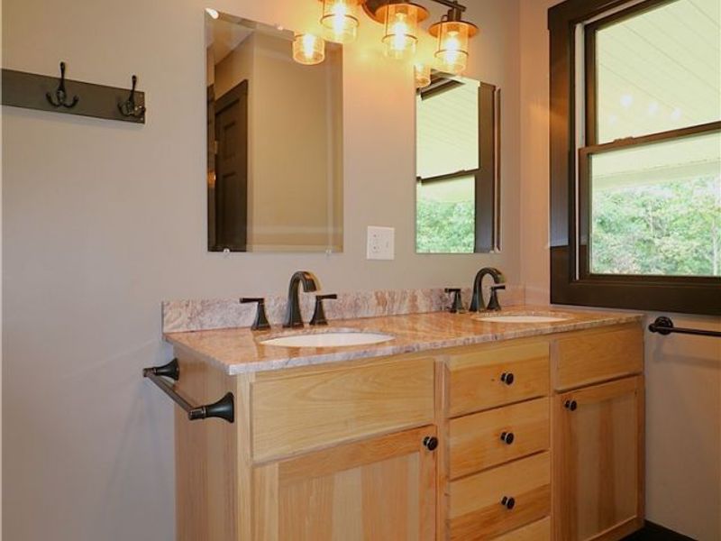 5236 Zenobia Road , Wakeman, OH 44889 Photo 11