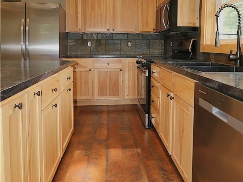 5236 Zenobia Road , Wakeman, OH 44889 Photo 6
