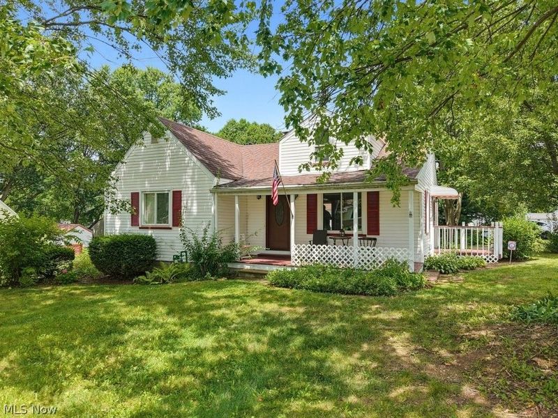 2755 Springfield Lake Drive , Akron, OH 44312 Photo 2