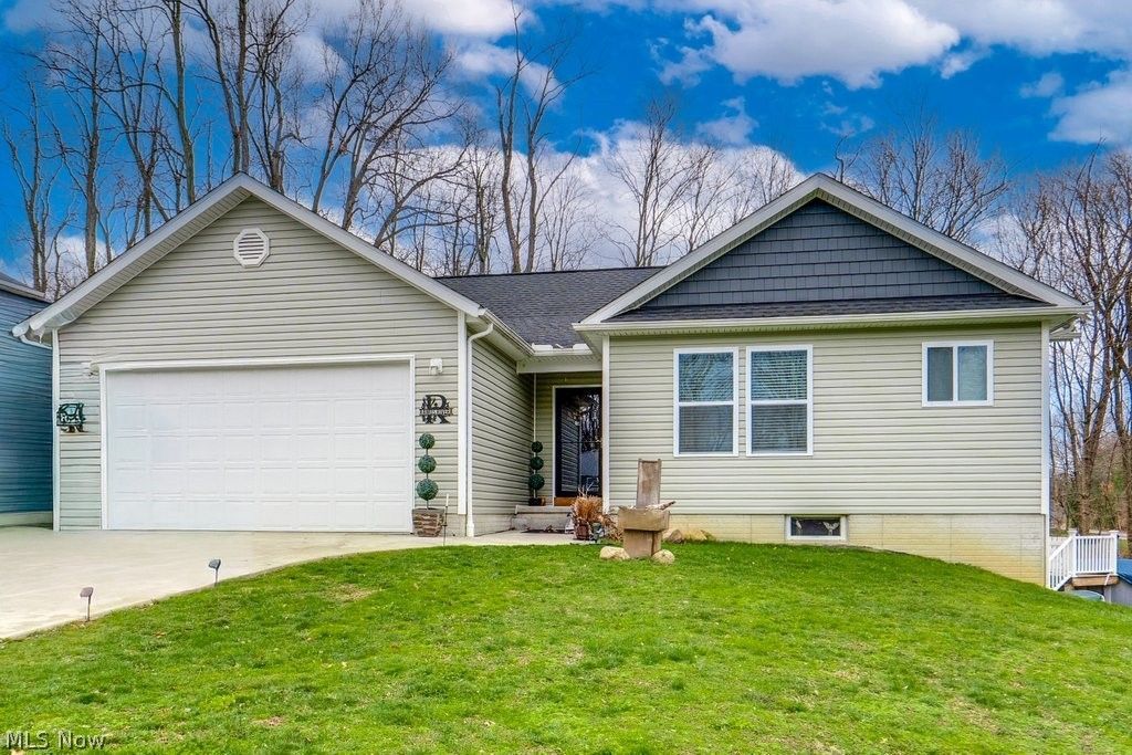 2904 Pepper Hill Circle , Akron, OH 44312 Main Photo