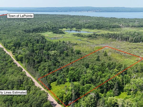 750 Middle Road , La Pointe, WI 54850