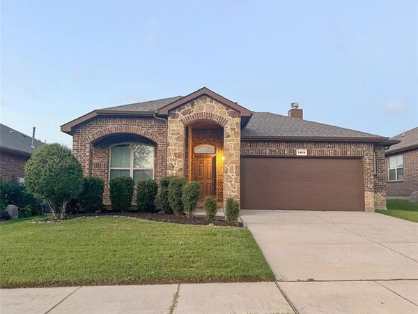 5816 Marsh Rail Drive, Denton, TX 76208