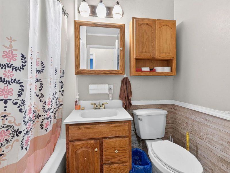 487 Hiler Road, Columbus, OH 43228 Photo 14