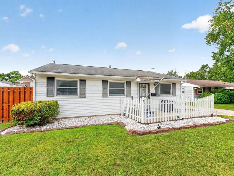 487 Hiler Road, Columbus, OH 43228 Photo 4