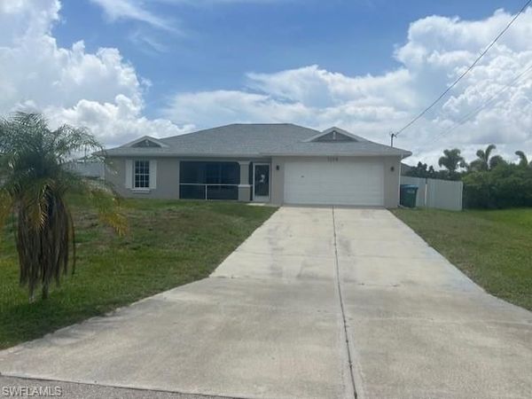 3208 NE 14th CT, CAPE CORAL, FL 33909