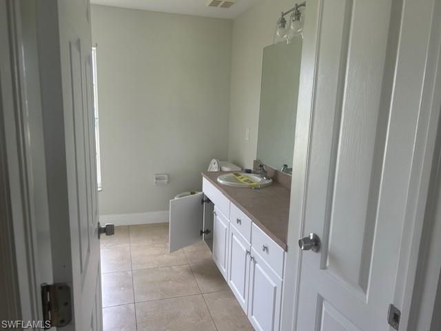 3208 NE 14th Ct, Cape Coral, FL 33909 Photo