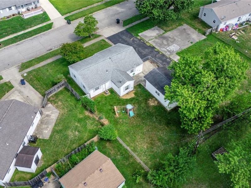 4712 Celtic Drive, Dayton, OH 45432 Photo 17