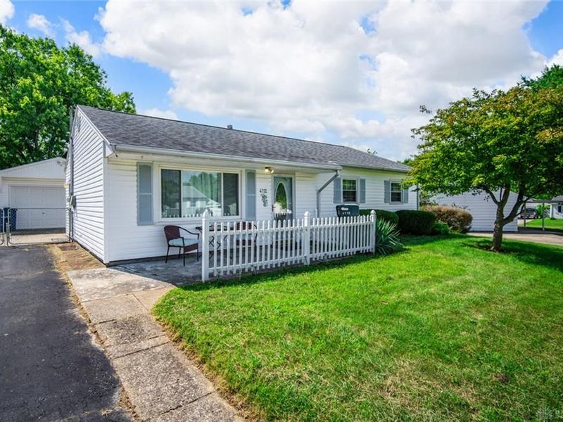 4712 Celtic Drive, Dayton, OH 45432 Photo 2