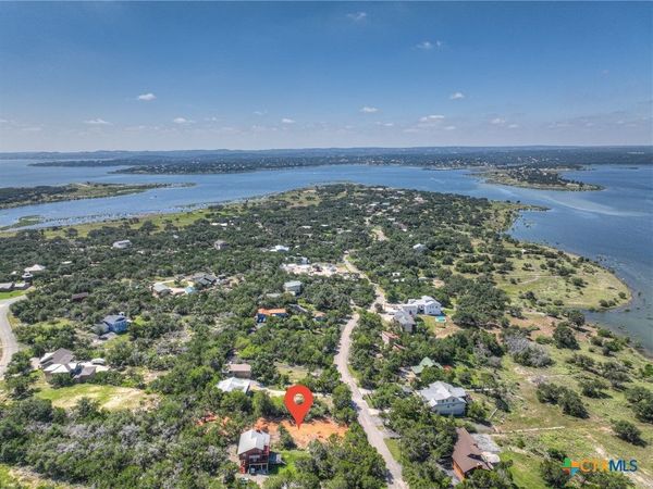 1919 Lakeshore Drive , Canyon Lake, TX 78133
