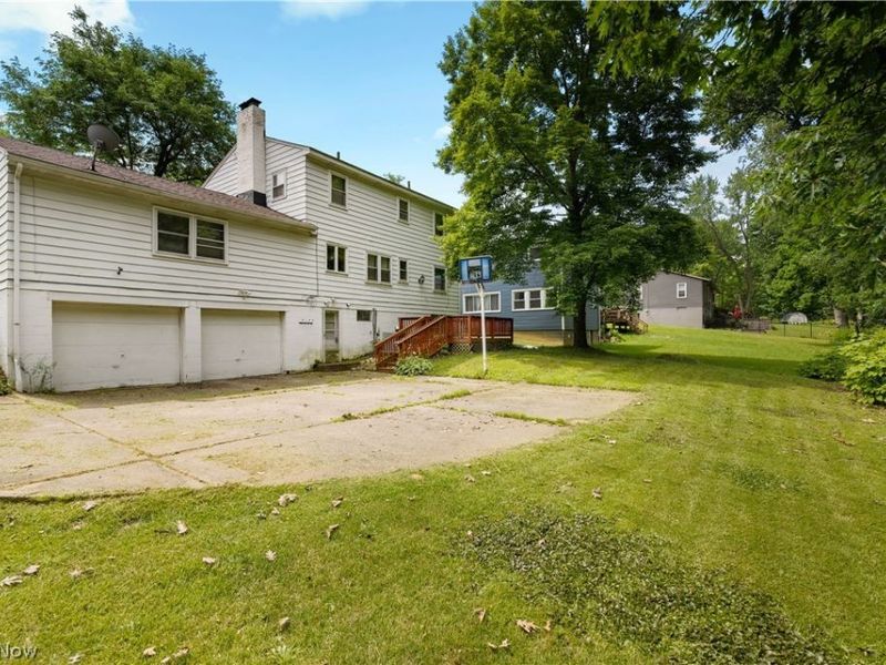 542 Garnette Road , Akron, OH 44313 Photo 3
