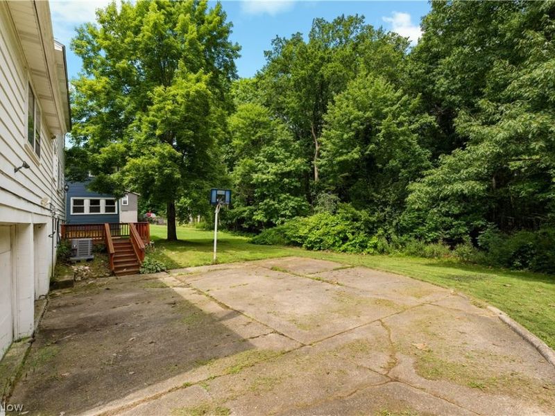 542 Garnette Road , Akron, OH 44313 Photo 4