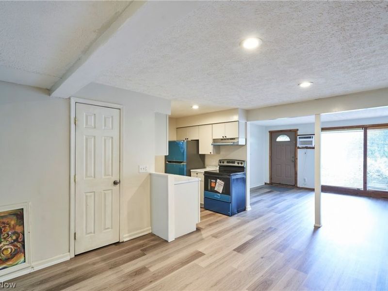 1609 Treetop Trail , Unit C, #39, Akron, OH 44313 Photo 8