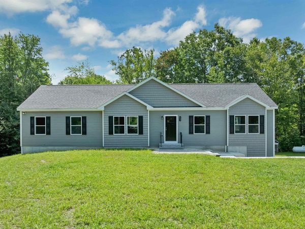 556 Old Candia Road, Candia, NH 03034