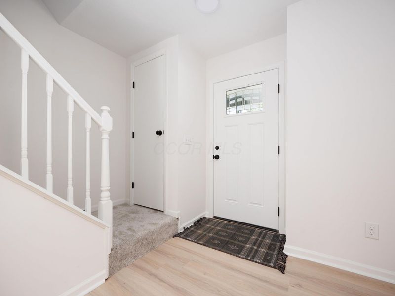 1323 Red Bank Drive, Grove City, OH 43123 Photo 6