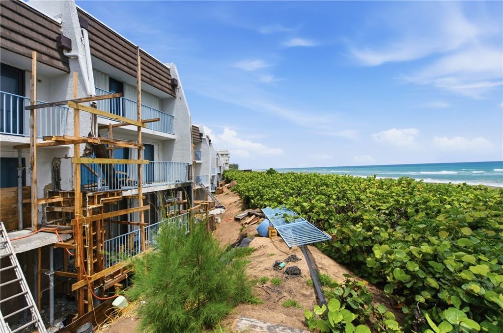 11000 S Ocean Drive, Unit 3A, Jensen Beach, FL 34957 Photo