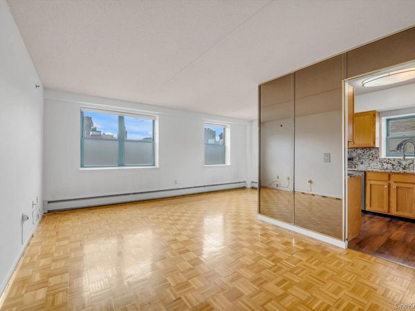 2235 Frederick Douglass Boulevard , New York (Manhattan), NY 10027