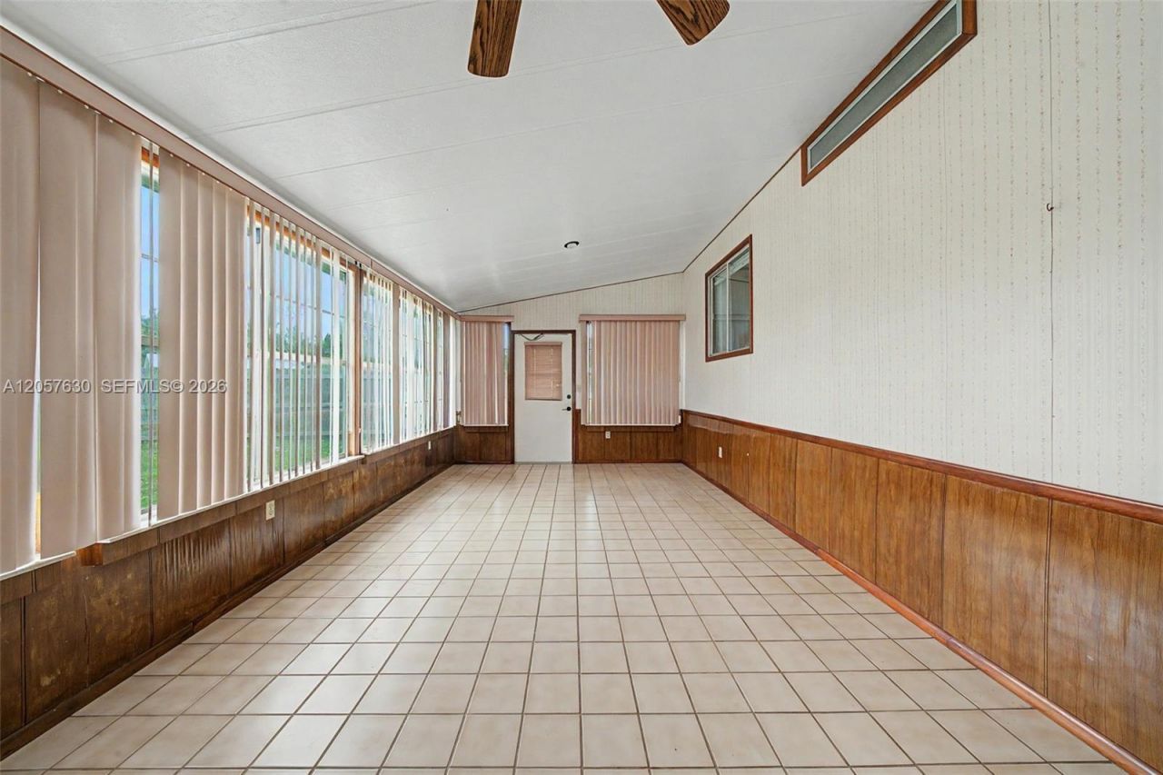 906 Whatley Court, Sebring, FL 33870 Photo