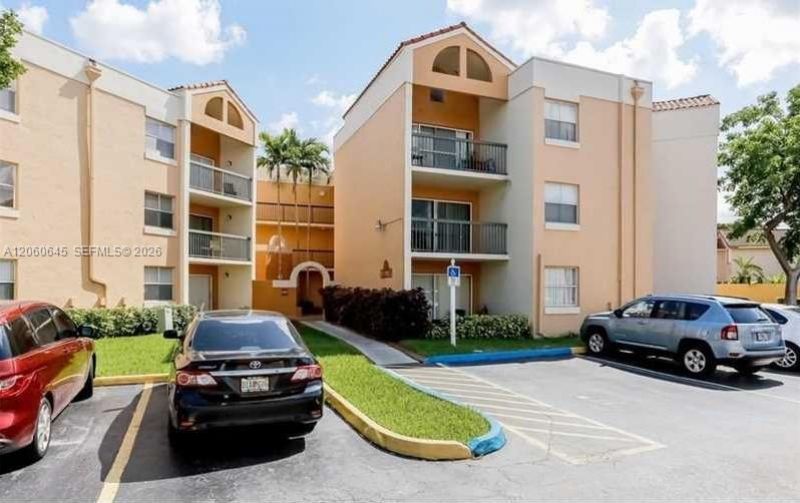 6280 NW 186th St , Unit 311, Hialeah, FL 33015 Photo
