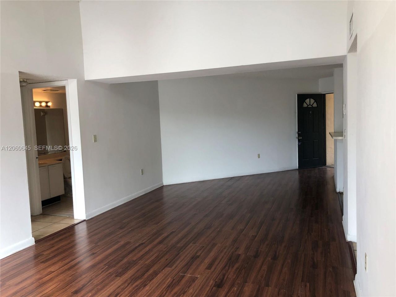 6280 NW 186th St , Unit 311, Hialeah, FL 33015 Photo