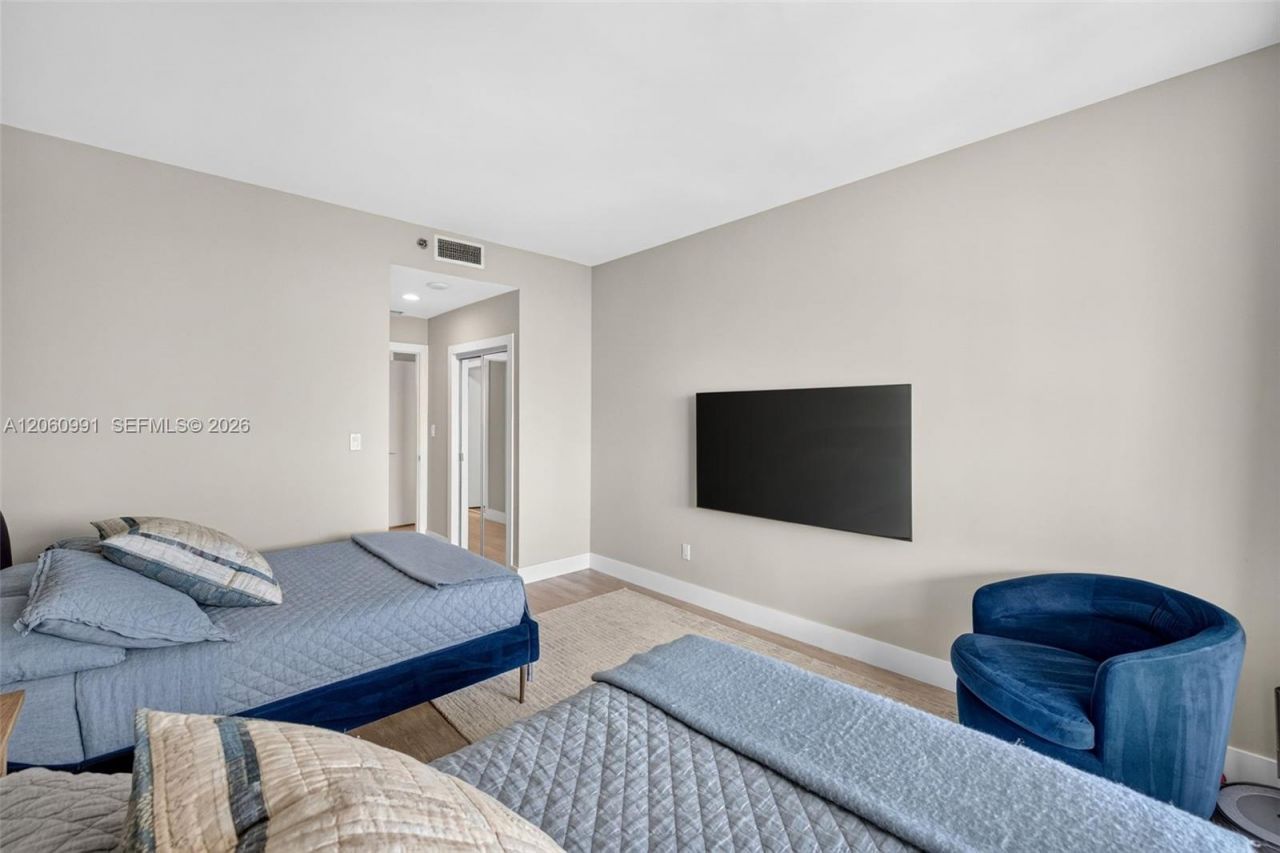 2000 Island Blvd , Unit 3010, Aventura, FL 33160 Photo