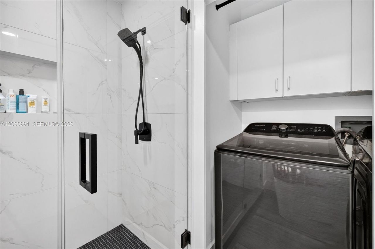 2000 Island Blvd , Unit 3010, Aventura, FL 33160 Photo