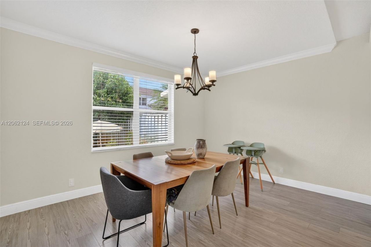 16862 SW 1st St, Pembroke Pines, FL 33027 Photo
