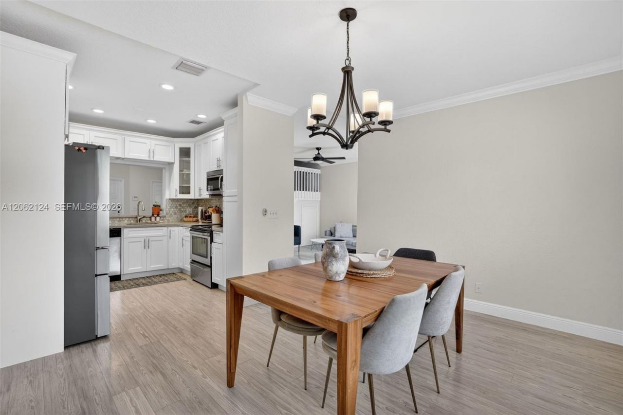 16862 SW 1st St, Pembroke Pines, FL 33027 Photo