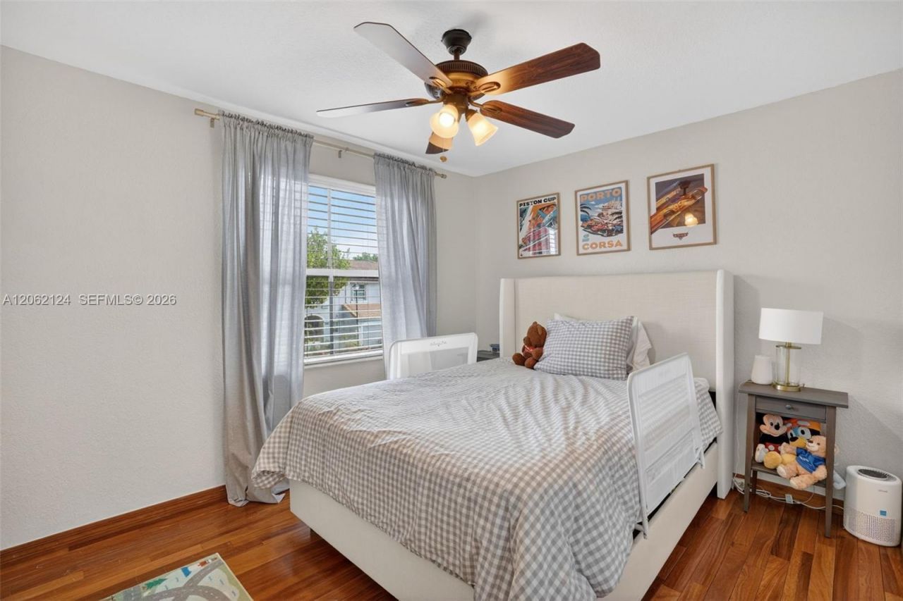 16862 SW 1st St, Pembroke Pines, FL 33027 Photo