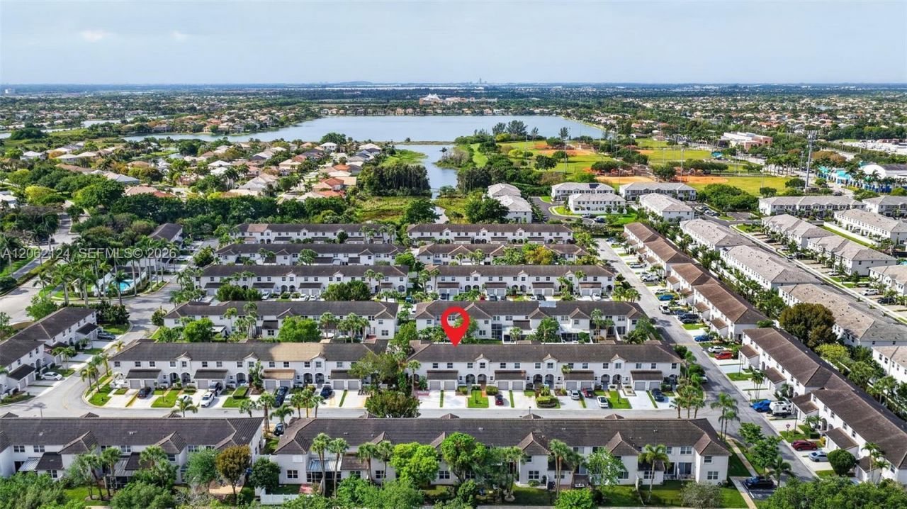 16862 SW 1st St, Pembroke Pines, FL 33027 Photo