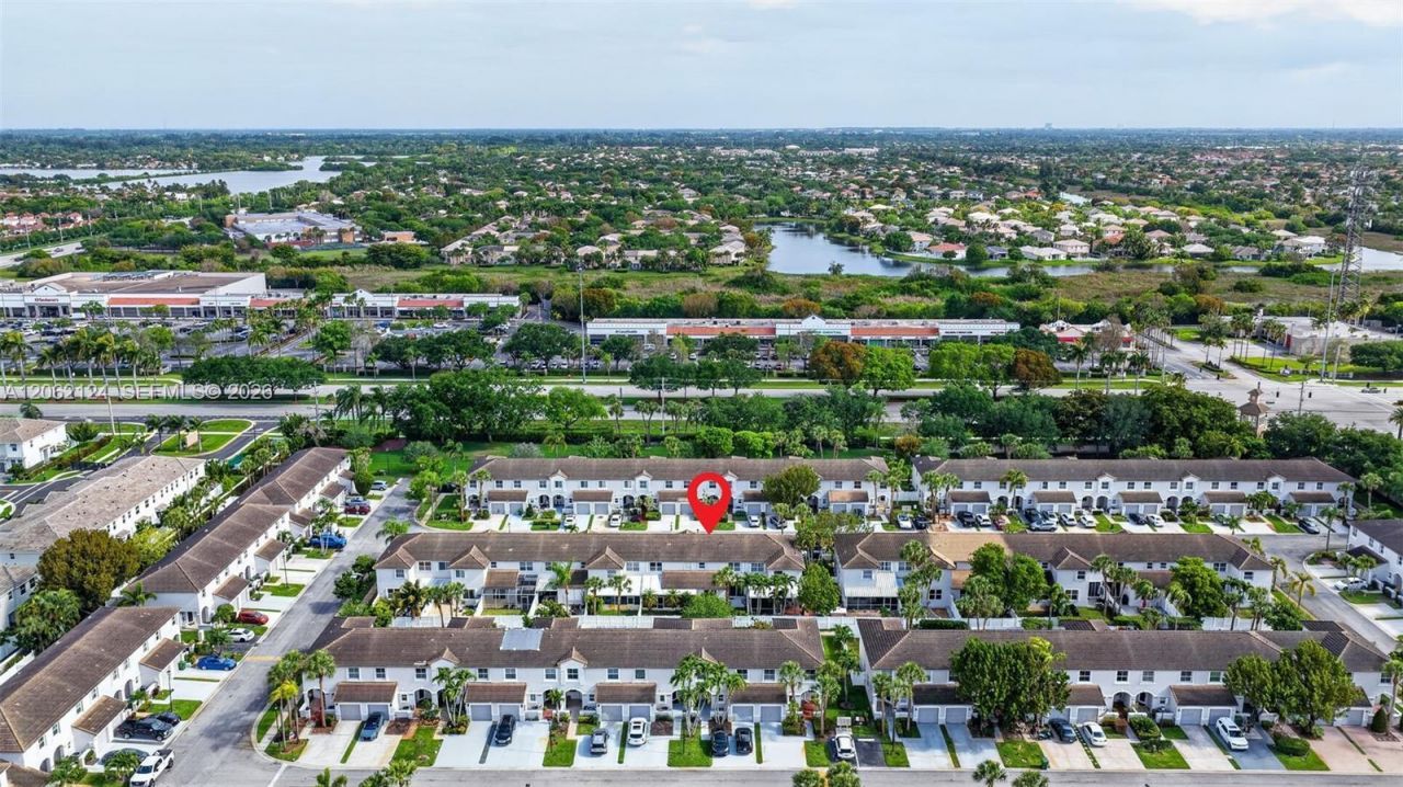 16862 SW 1st St, Pembroke Pines, FL 33027 Photo