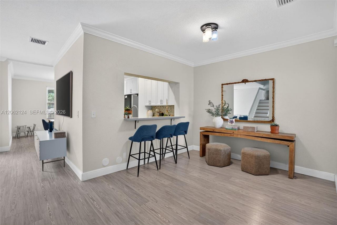 16862 SW 1st St, Pembroke Pines, FL 33027 Photo