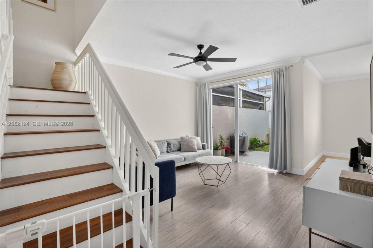 16862 SW 1st St, Pembroke Pines, FL 33027 Photo