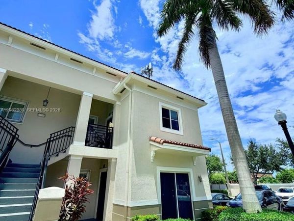 3417 W 80th St , Unit 108, Hialeah, FL 33018