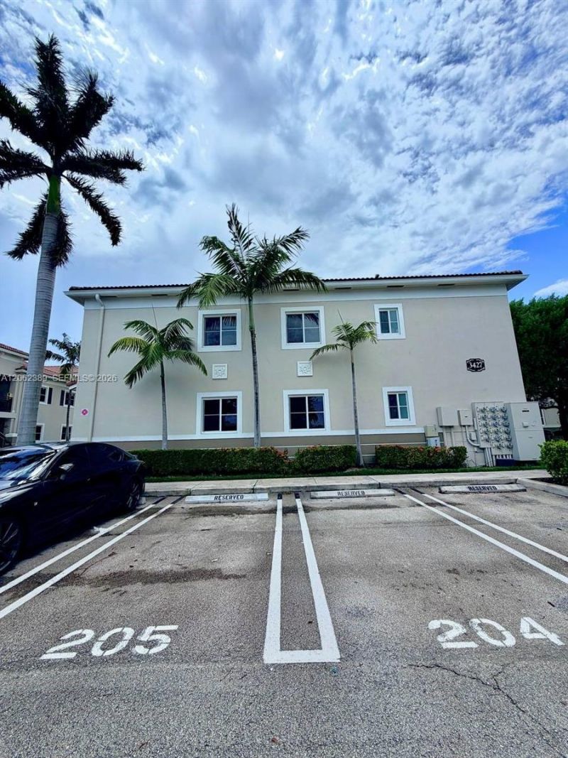 3417 W 80th St, Unit 108, Hialeah, FL 33018 Photo