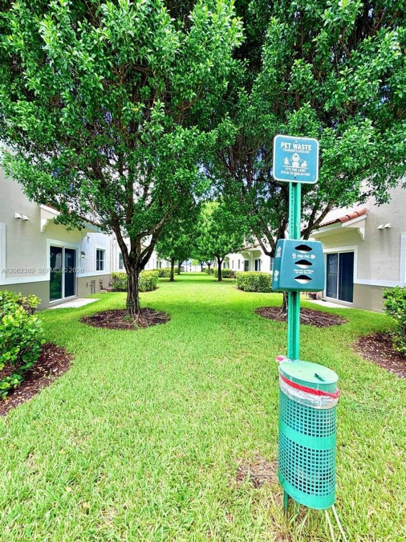 3417 W 80th St, Unit 108, Hialeah, FL 33018 Photo
