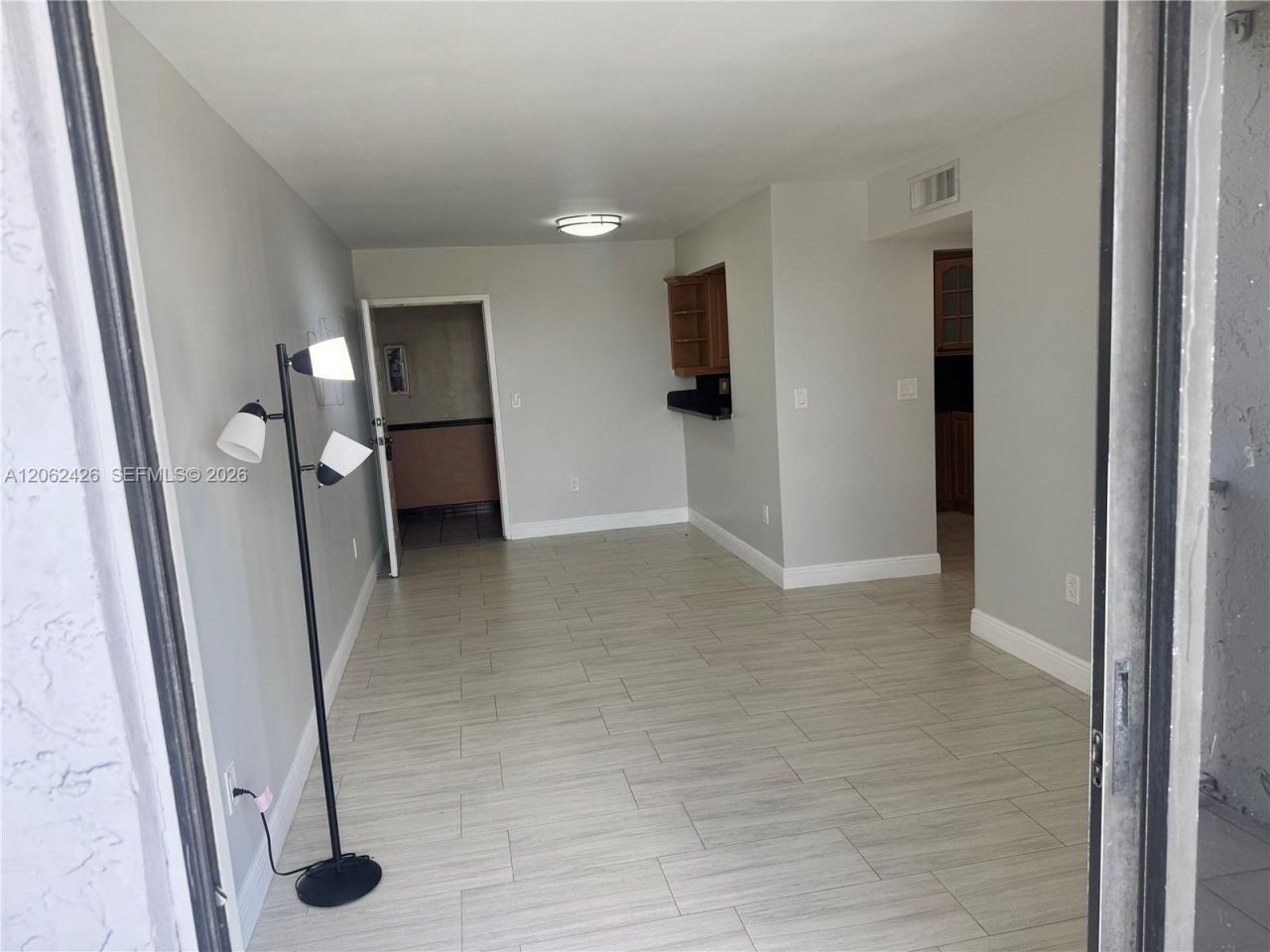 8075 NW 7th St , Unit 403, Miami, FL 33126 Photo