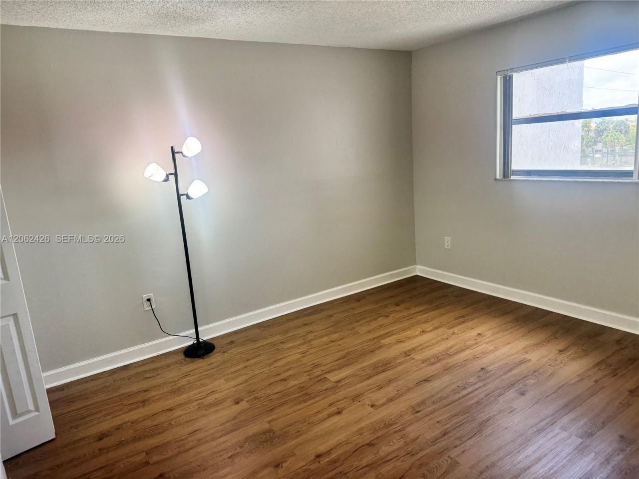 8075 NW 7th St , Unit 403, Miami, FL 33126 Photo